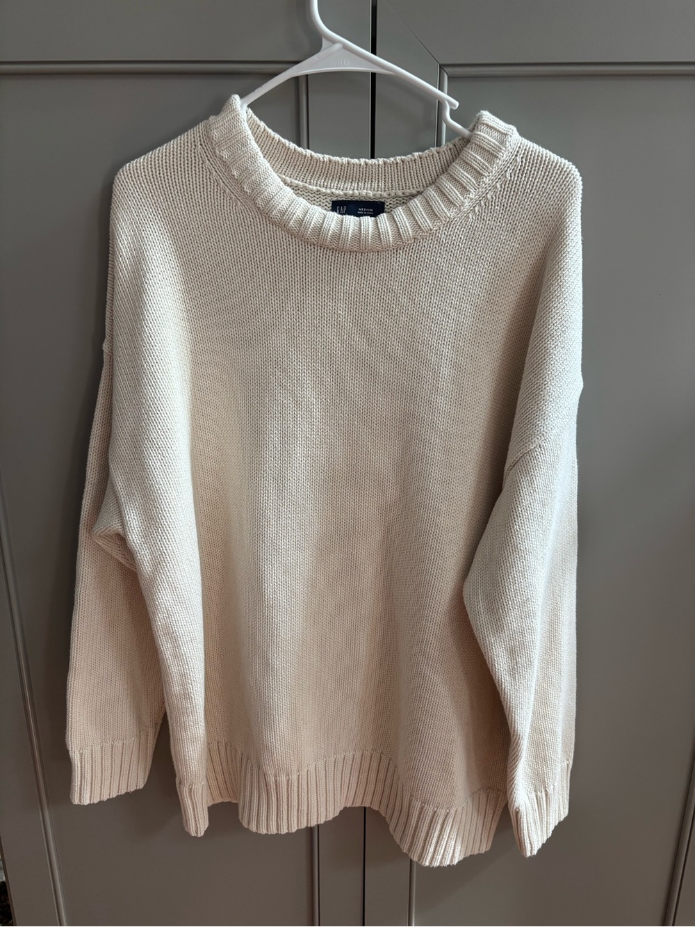 Gap 100% Cotton Oversized sweater. Gap’s “BEST SELLER” Sz M - Picture 2 of 5